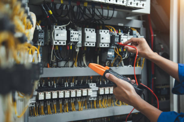 Professional Electrician in Valley View, OH