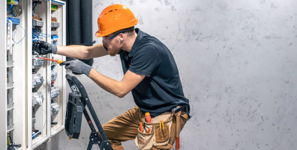 Best Best Electricians Near Me  in Valley View, OH